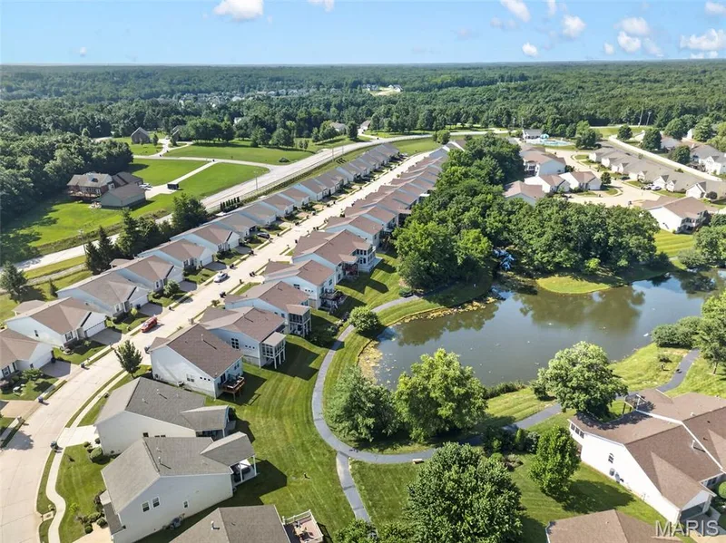 1061 Silo Bend Drive, Wentzville, MO 63385 — listing photo 38 of 44