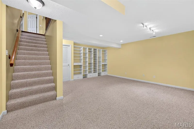 1061 Silo Bend Drive, Wentzville, MO 63385 — listing photo 26 of 44