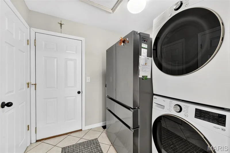 main level laundry — 2417 S Lakeridge Court #14, Lake St. Louis, MO 63367