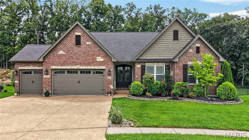 524 Stonewolf Creek Drive, Wentzville, MO 63385 — listing photo 1 of 56