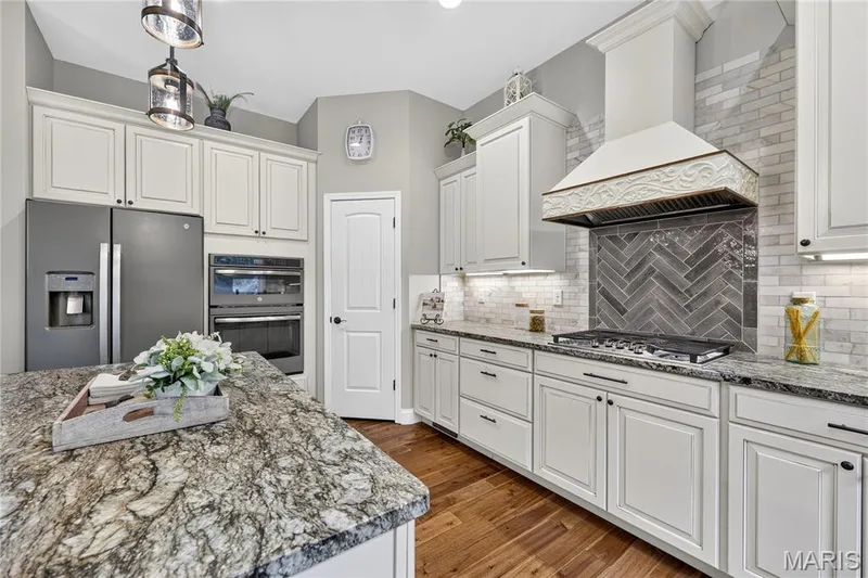524 Stonewolf Creek Drive, Wentzville, MO 63385 — listing photo 13 of 56