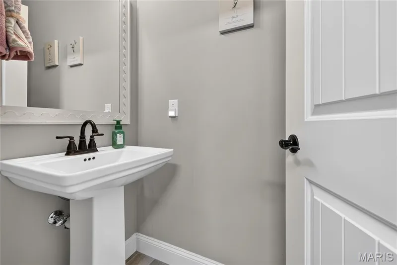 524 Stonewolf Creek Drive, Wentzville, MO 63385 — listing photo 28 of 56