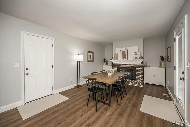 33 W Garden Walk Drive, St Peters, MO 63376 — listing photo 12 of 38