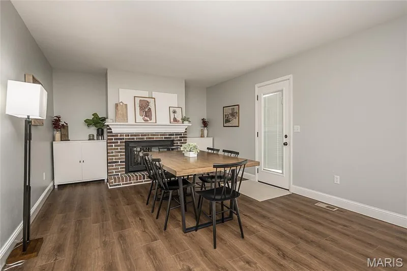 33 W Garden Walk Drive, St Peters, MO 63376 — listing photo 15 of 38