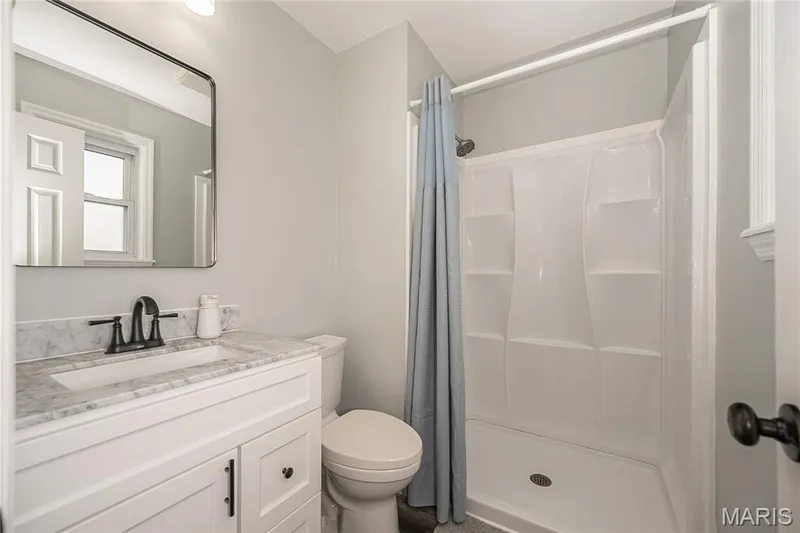 33 W Garden Walk Drive, St Peters, MO 63376 — listing photo 23 of 38