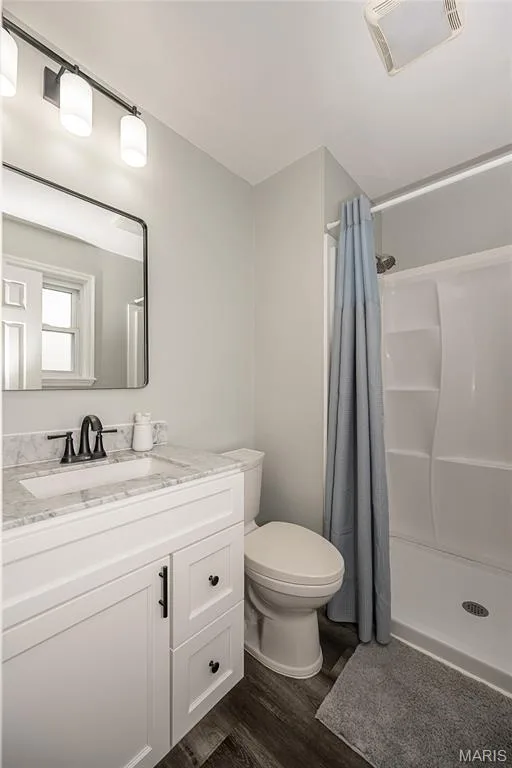 33 W Garden Walk Drive, St Peters, MO 63376 — listing photo 24 of 38