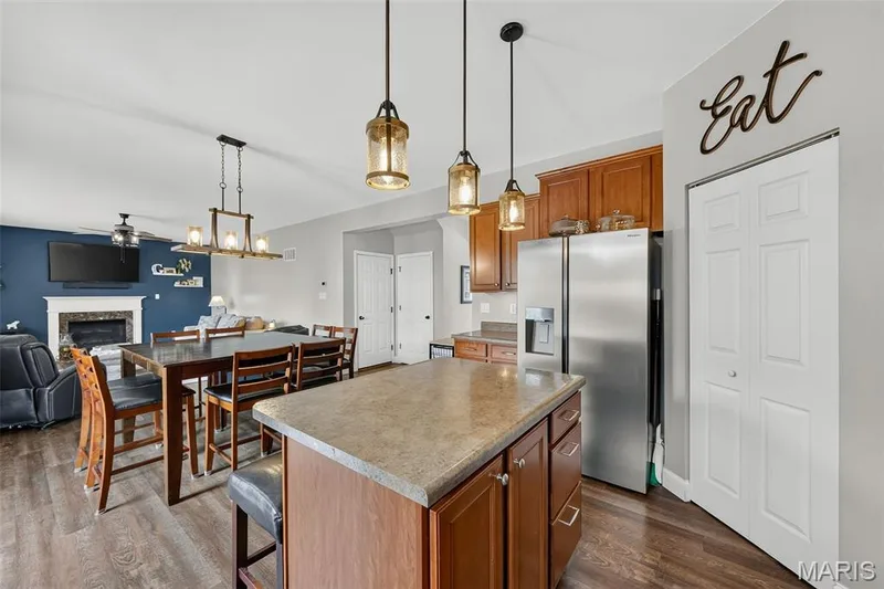 1805 English Oak Drive, Lake St. Louis, MO 63367 — listing photo 15 of 39