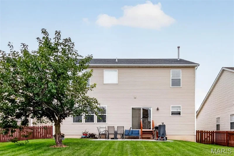 1805 English Oak Drive, Lake St. Louis, MO 63367 — listing photo 32 of 39