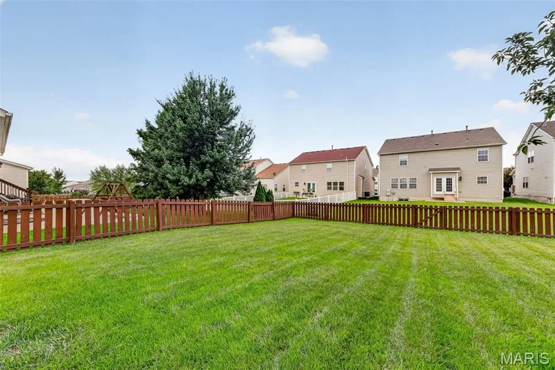 1805 English Oak Drive, Lake St. Louis, MO 63367 — listing photo 34 of 39