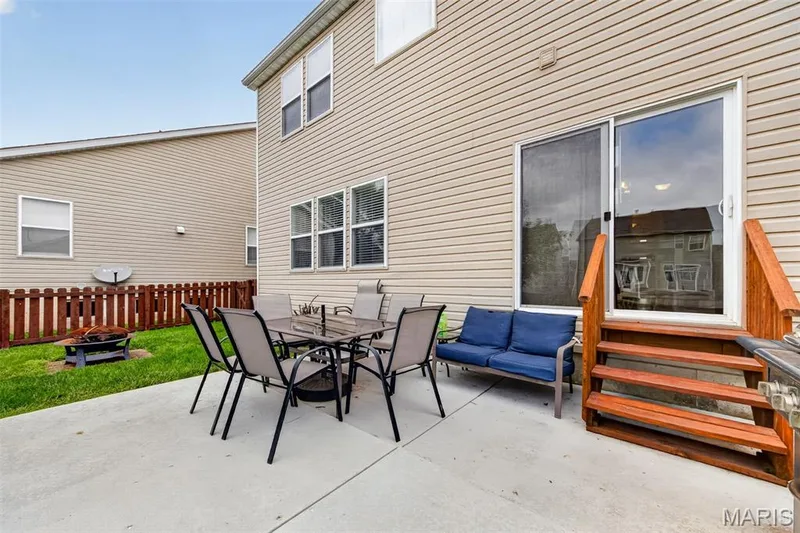 1805 English Oak Drive, Lake St. Louis, MO 63367 — listing photo 35 of 39
