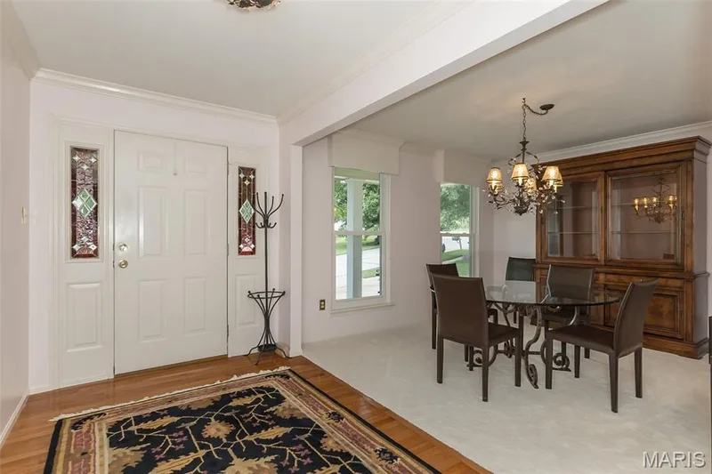 204 Hillsboro Court, O'Fallon, MO 63368 — listing photo 4 of 51