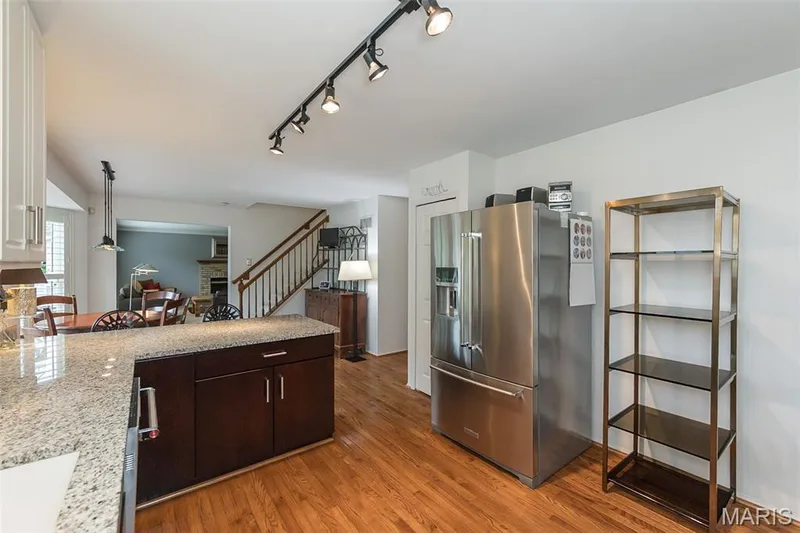 204 Hillsboro Court, O'Fallon, MO 63368 — listing photo 18 of 51