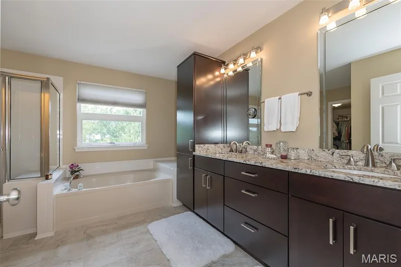 204 Hillsboro Court, O'Fallon, MO 63368 — listing photo 24 of 51