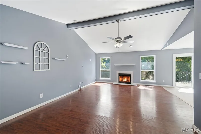 1018 Reddington Timbers Drive, St Charles, MO 63304 — listing photo 6 of 31