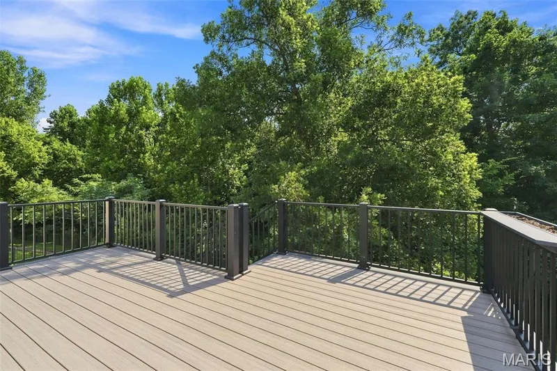 1018 Reddington Timbers Drive, St Charles, MO 63304 — listing photo 28 of 31