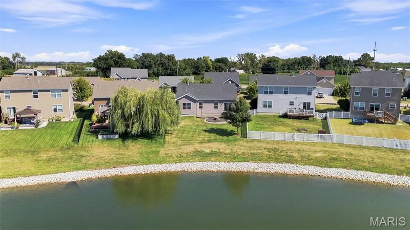 You will enjoy this home for years to come — 213 Charlestowne Place Drive, St Charles, MO 63301