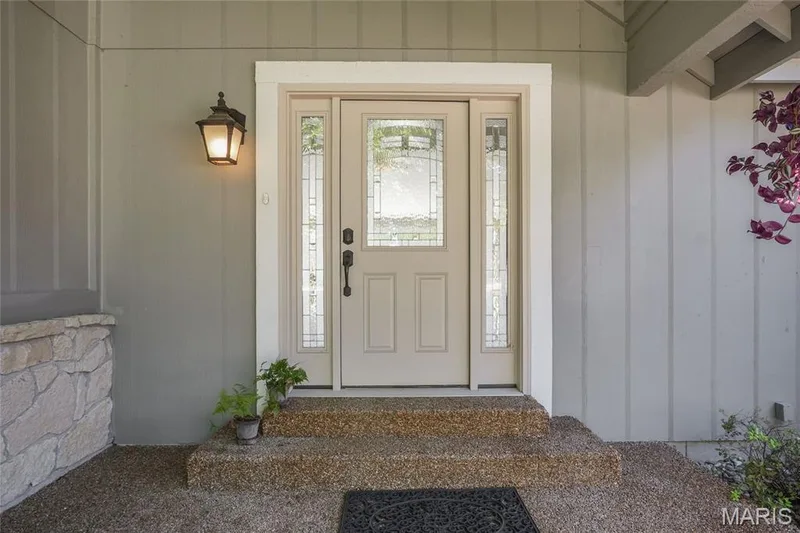 Welcome home! — 2508 Peppermill Lake Court, Chesterfield, MO 63005