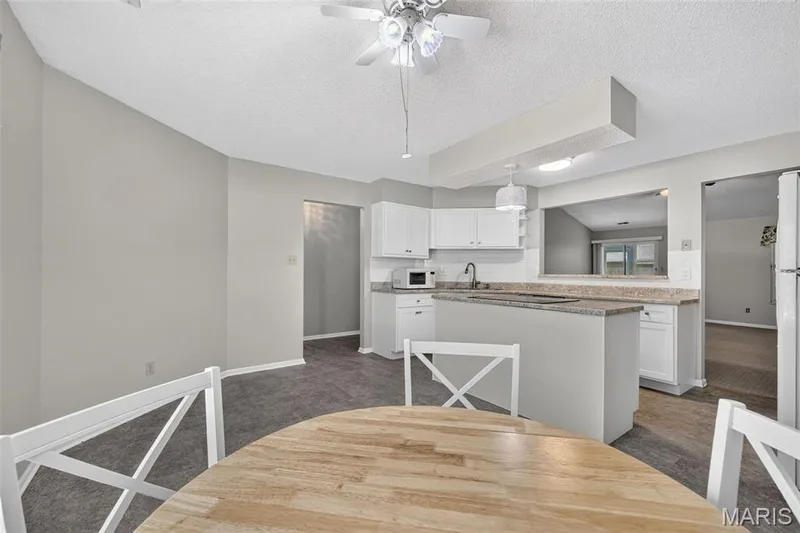1359 Kyle Drive #14B, St Charles, MO 63304 — listing photo 10 of 38