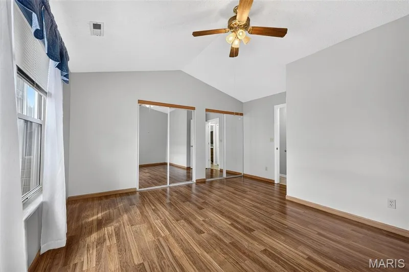 1359 Kyle Drive #14B, St Charles, MO 63304 — listing photo 18 of 38