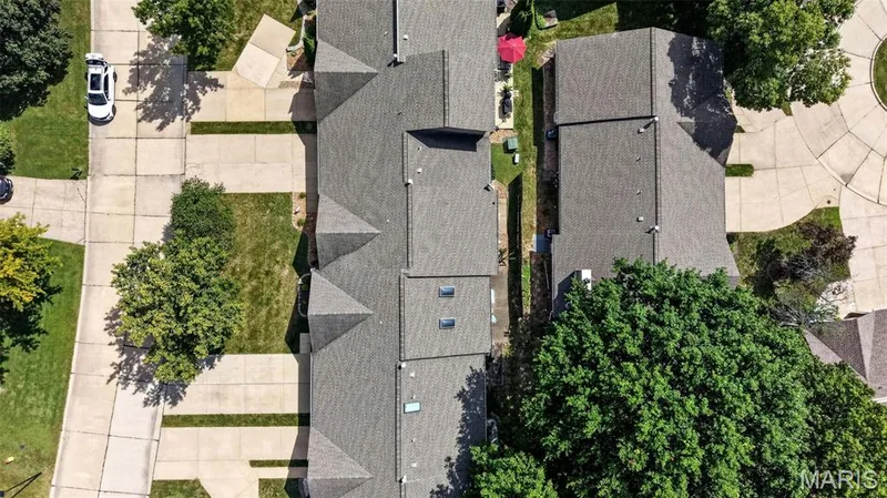 1359 Kyle Drive #14B, St Charles, MO 63304 — listing photo 33 of 38