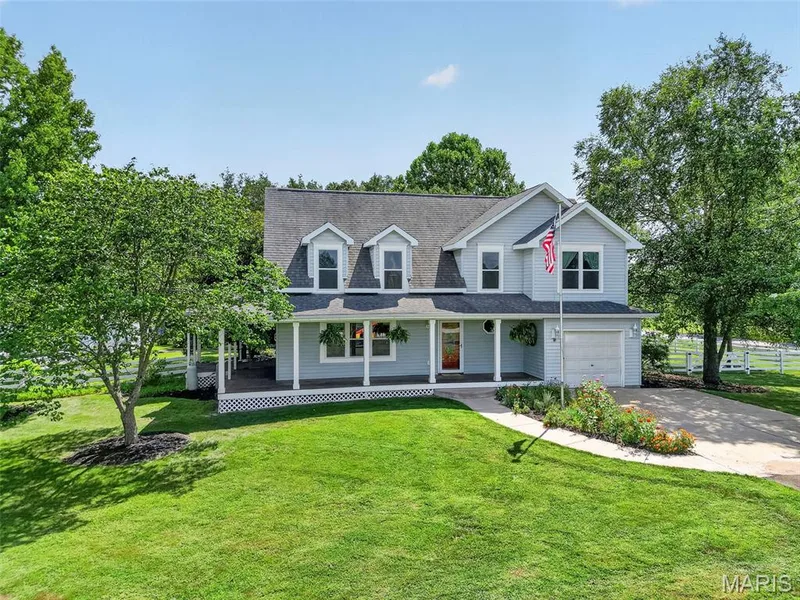 982 Buckner Road, Wentzville, MO 63385 — listing photo 4 of 97
