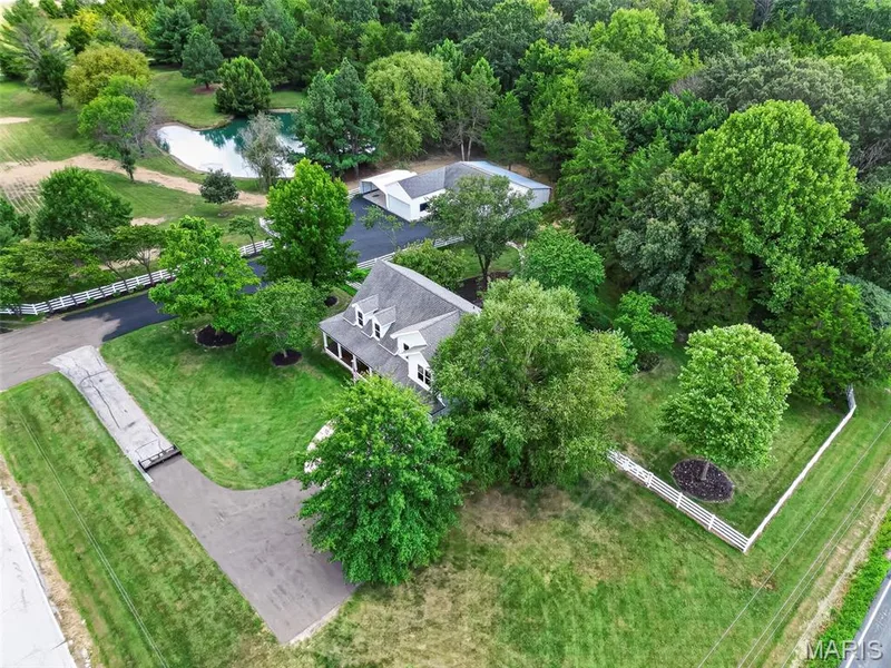 982 Buckner Road, Wentzville, MO 63385 — listing photo 13 of 97