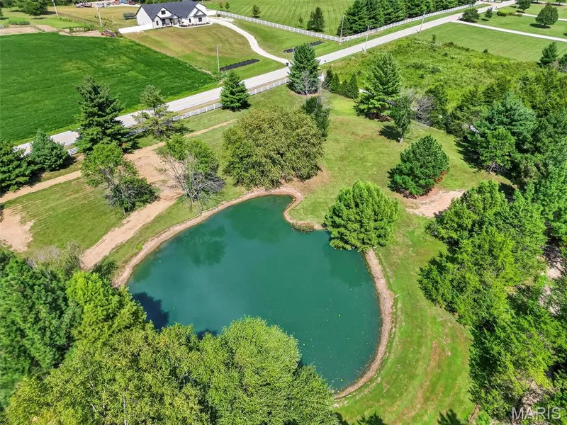 982 Buckner Road, Wentzville, MO 63385 — listing photo 14 of 97