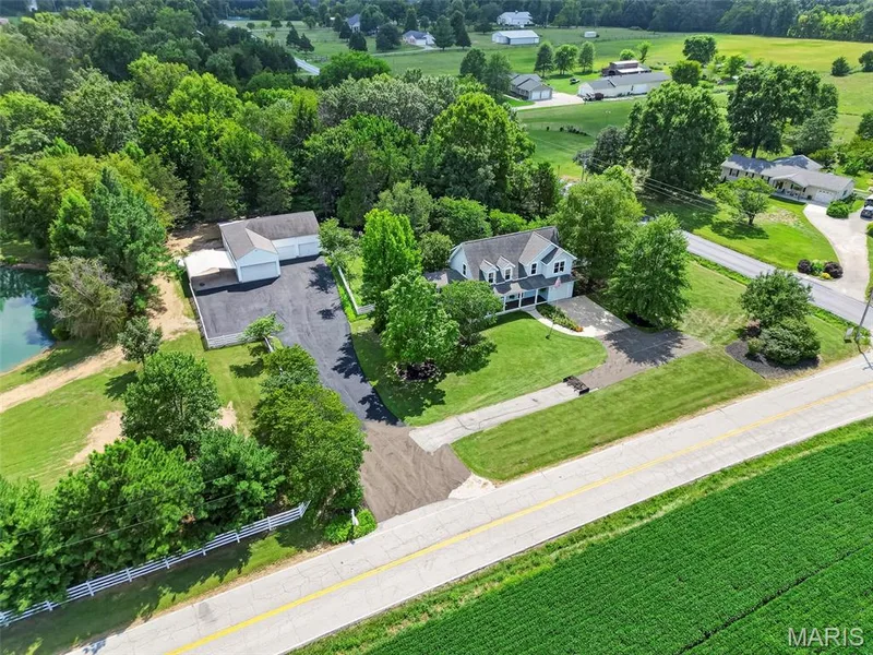 982 Buckner Road, Wentzville, MO 63385 — listing photo 16 of 97