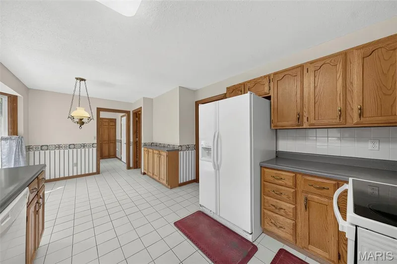 982 Buckner Road, Wentzville, MO 63385 — listing photo 30 of 97