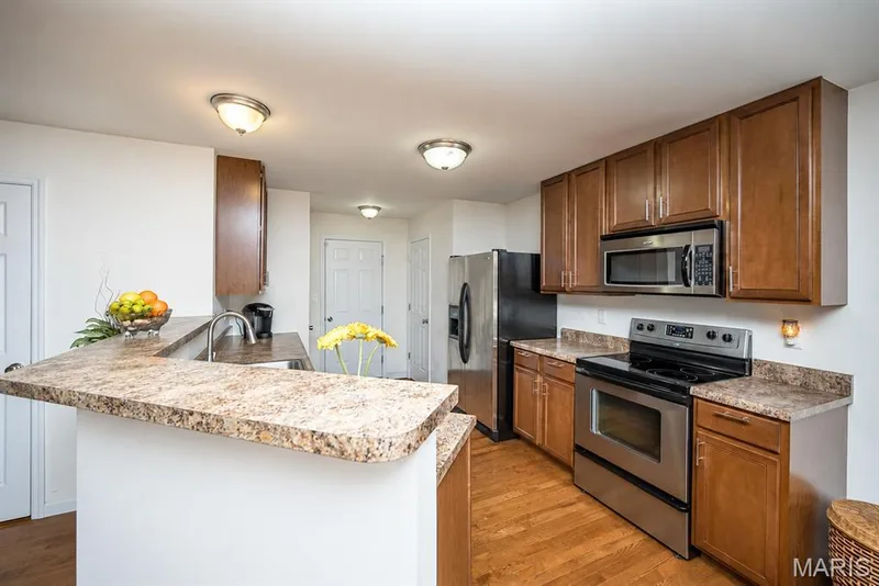 500 Flowering Magnolia Drive, O'Fallon, MO 63366 — listing photo 14 of 28