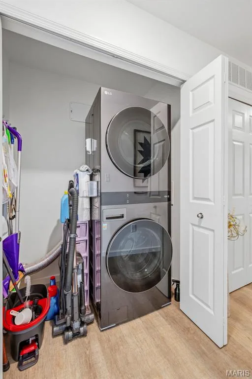 Stackable washer/dryer can stay! — 3404 Reed Crossing Street, St Charles, MO 63301
