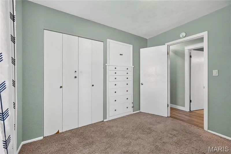 4 W Cheshire Drive, St Charles, MO 63303 — listing photo 16 of 63