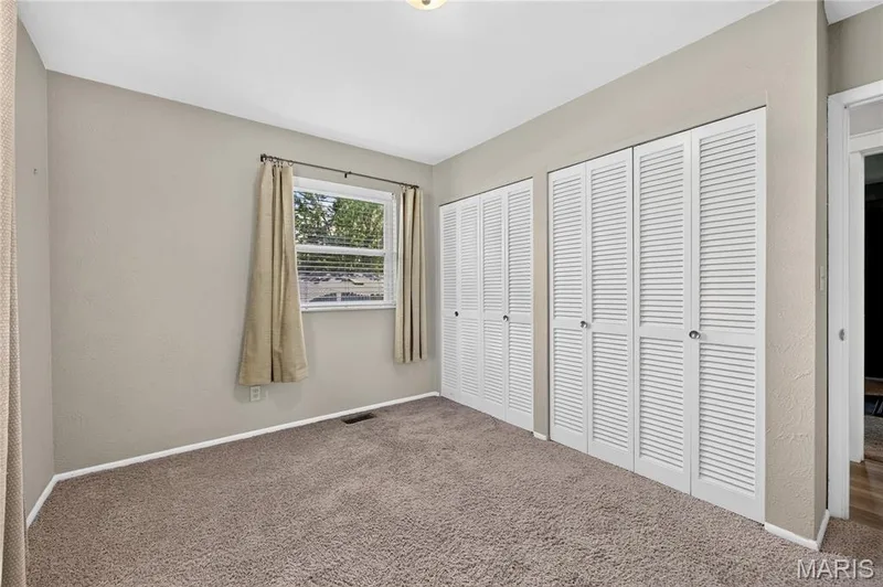 4 W Cheshire Drive, St Charles, MO 63303 — listing photo 21 of 63