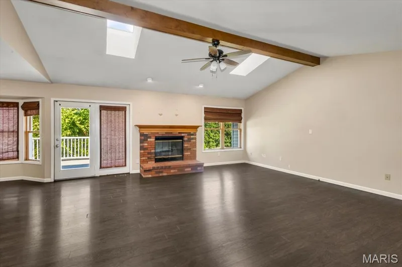 25 Park Place, St Peters, MO 63376 — listing photo 4 of 28