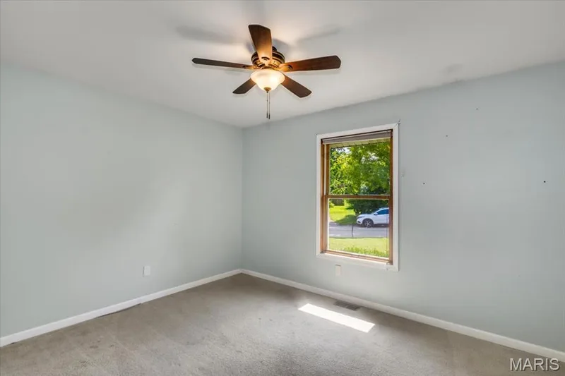 25 Park Place, St Peters, MO 63376 — listing photo 14 of 28