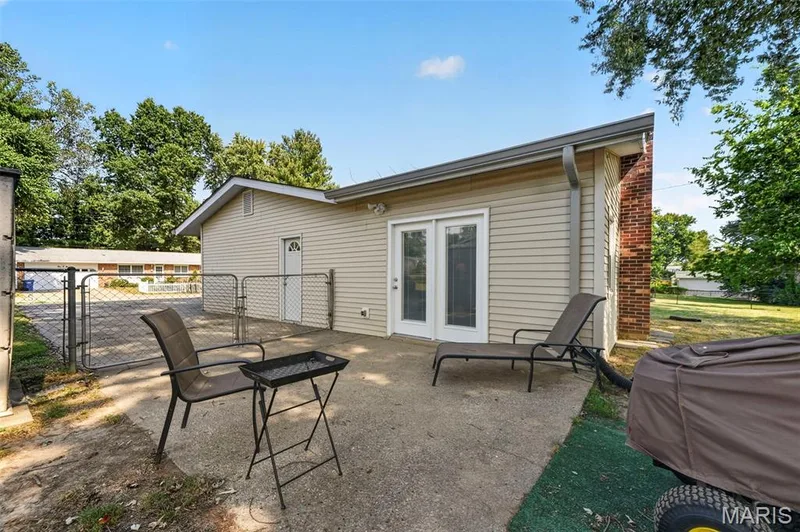 106 Paula Drive, St Charles, MO 63301 — listing photo 31 of 42
