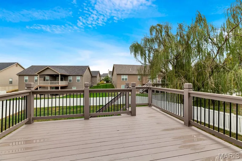 740 Chancellorsville Drive, Wentzville, MO 63385 — listing photo 13 of 39