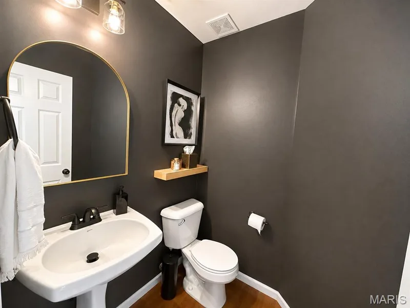 410 Montclair Tower Drive, St Charles, MO 63303 — listing photo 21 of 58