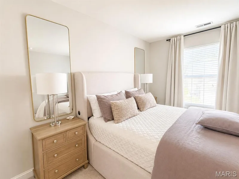410 Montclair Tower Drive, St Charles, MO 63303 — listing photo 31 of 58