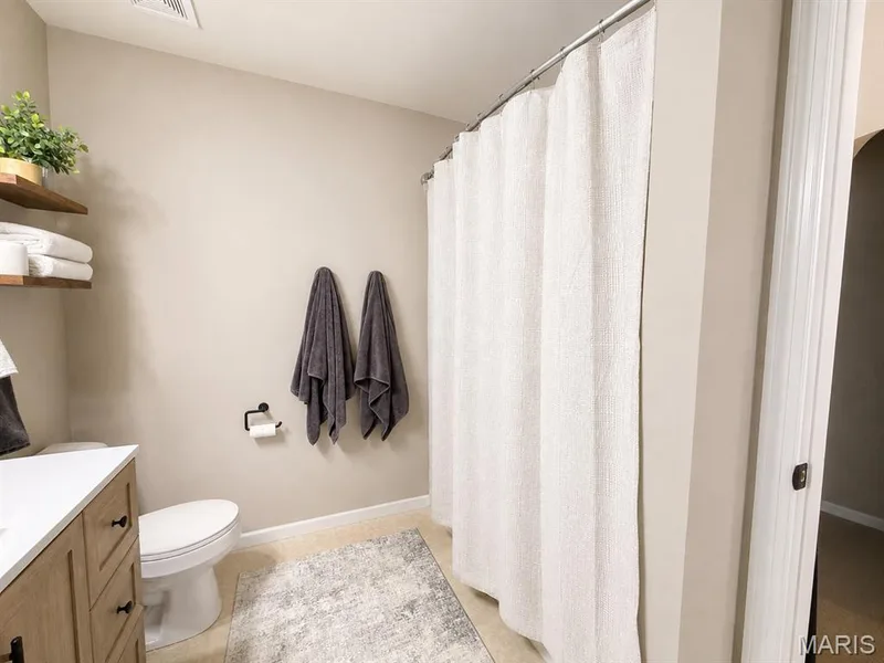 410 Montclair Tower Drive, St Charles, MO 63303 — listing photo 40 of 58