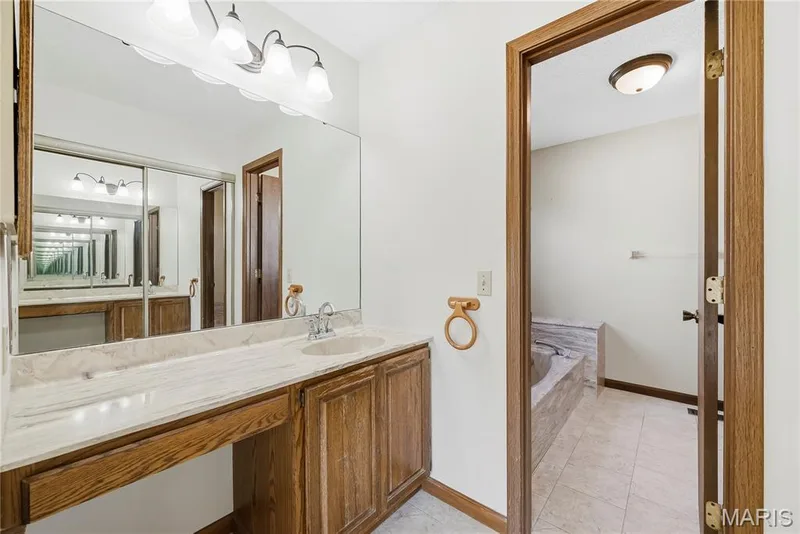 Large Vanity with Knee Space in Primary Bath — 3044 Brentmoor Drive, St Charles, MO 63303
