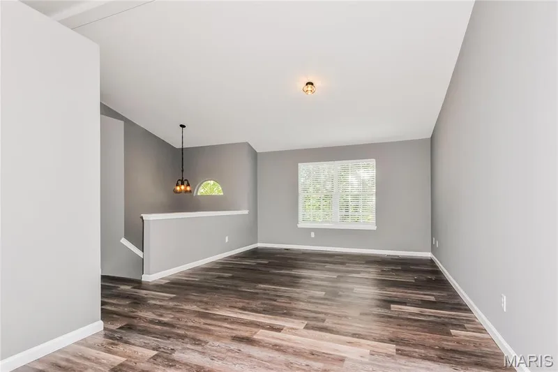 652 Loch Carron Drive, Wentzville, MO 63385 — listing photo 2 of 15
