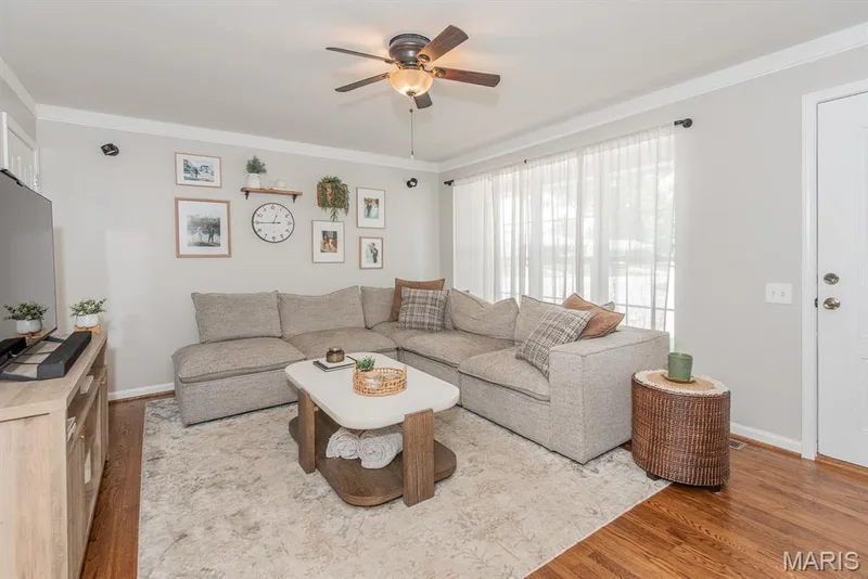 3200 Denton Lane, St Charles, MO 63301 — listing photo 3 of 33