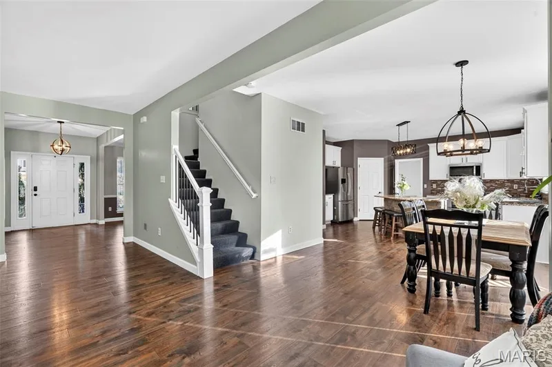 109 Crimson Oaks Court, Lake St. Louis, MO 63367 — listing photo 14 of 76