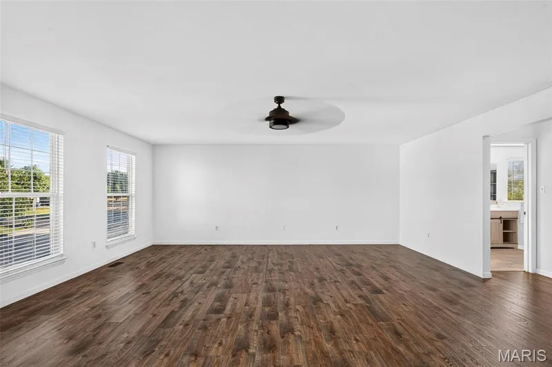 109 Crimson Oaks Court, Lake St. Louis, MO 63367 — listing photo 40 of 76