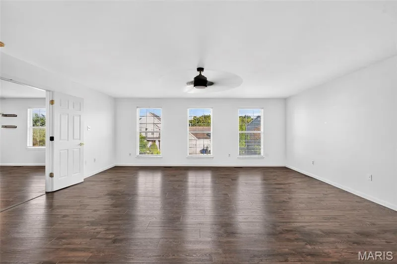 109 Crimson Oaks Court, Lake St. Louis, MO 63367 — listing photo 42 of 76