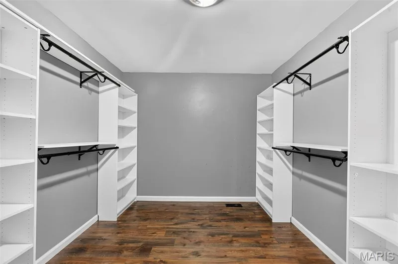 109 Crimson Oaks Court, Lake St. Louis, MO 63367 — listing photo 43 of 76