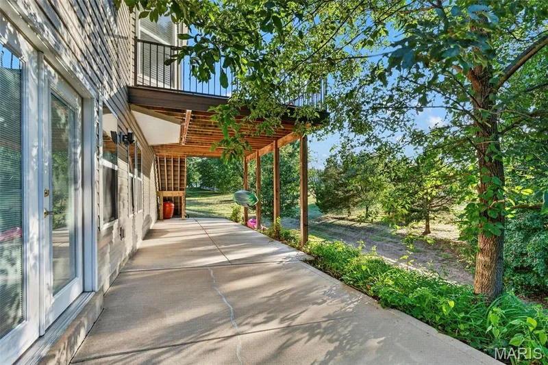 109 Crimson Oaks Court, Lake St. Louis, MO 63367 — listing photo 59 of 76