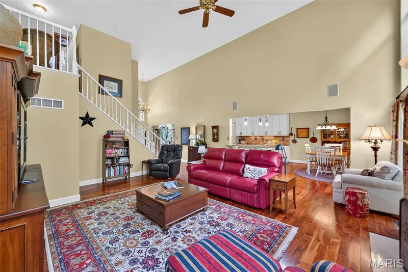 Coveted open floor plan with great room opening to kitchen and breakfast nook — 730 Longfellow Circle, O'Fallon, MO 63366