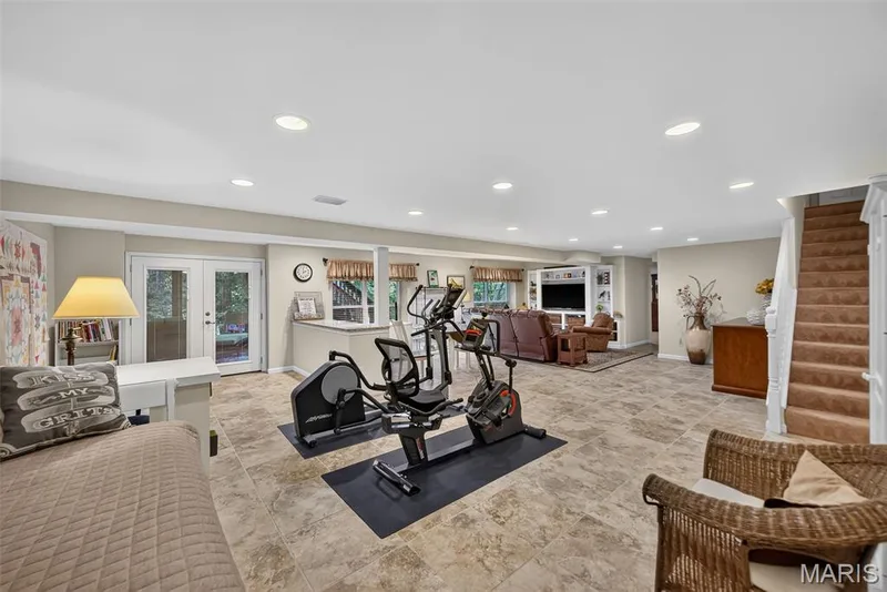 Finished lower level expands living space — 730 Longfellow Circle, O'Fallon, MO 63366